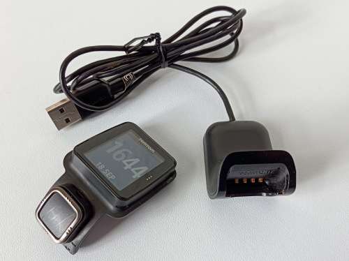 TomTom Cardio Runner GPS and Heart rate Fitness Watch