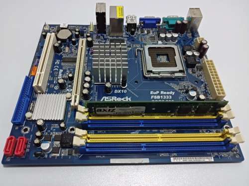 ASRock G41C-VS Socket 775 DDR2 / DDR3 motherboard
