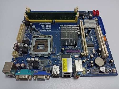 ASRock G41C-VS Socket 775 DDR2 / DDR3 motherboard
