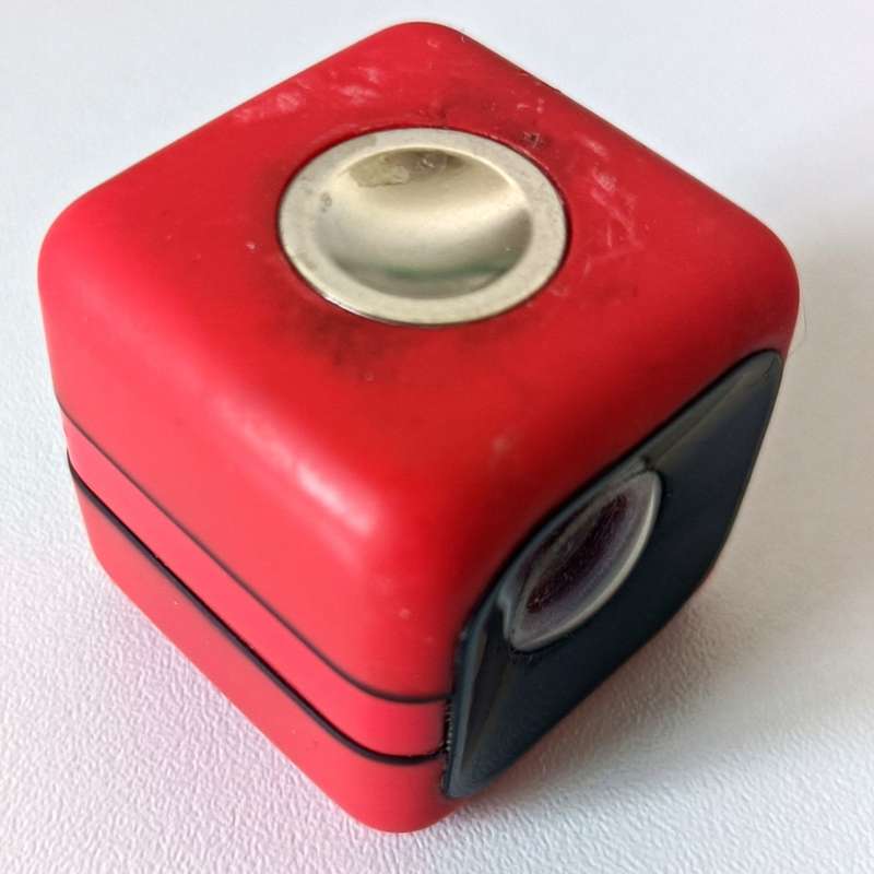 Polaroid Cube with casing | 1080P or 720P @ 30FPS | 5megapixel photos