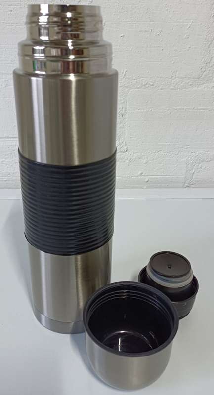 Thermos Flash 1Lt Double Wall Hot & Cold Bullet Flask with Antislip Rubber Grip