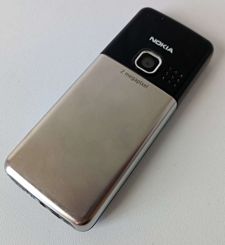 Nokia 6300 | Classic retro feature phone that still works today!