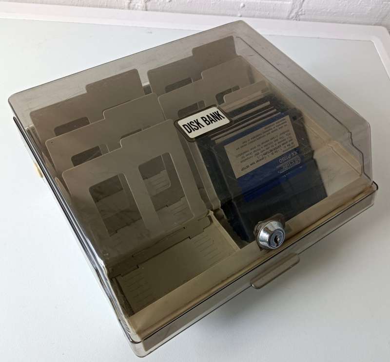 Floppy Disk Bank for 30 x 1.44mb 3.25` disks