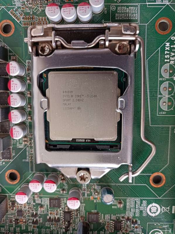 Lenovo motherboard with i5-2500 and Acer motherboard with E2160 - CPUs work - boards untested
