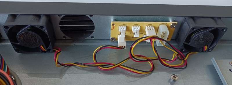 U1 Chassis for 19 inch rackmount cabinet with 320watt PSU