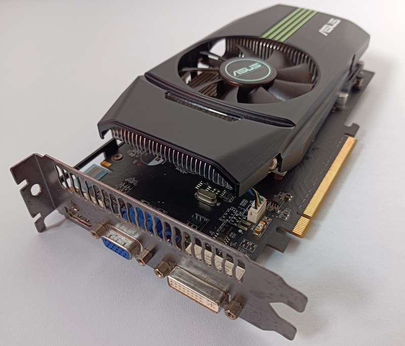 GeForce GTS 450 | 1GB GDDR5 | HDMI, VGA, DVI | In original box