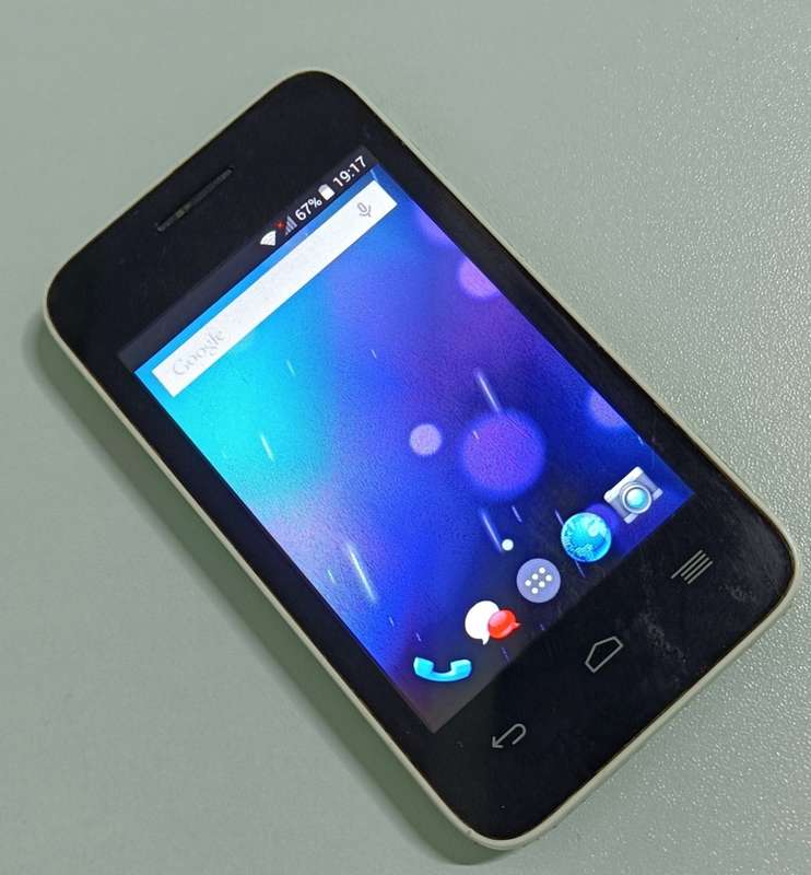 VodaCom Smart Kicka | VF685 | 4GB | 2megapixel