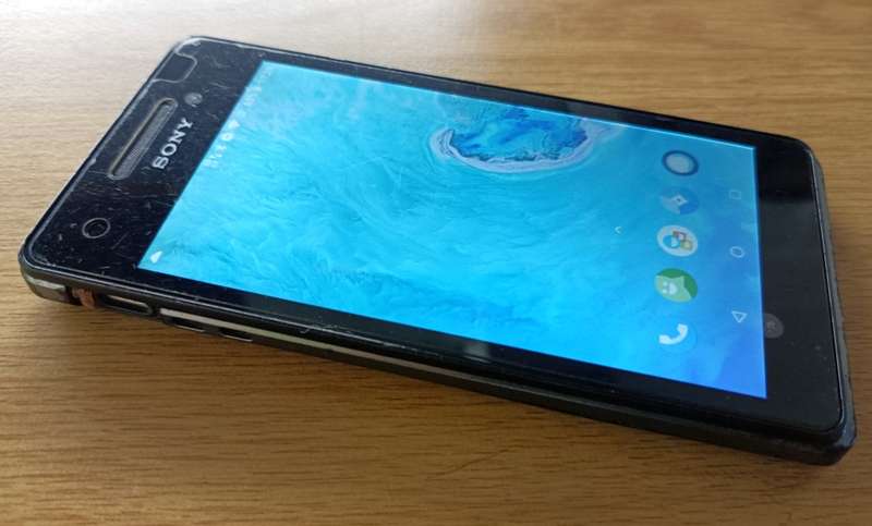 Sony Xperia V | 4G LTE | BRAVIA LED screen | Android 8.1 LineageOS | 13MP / FHD camera | In box
