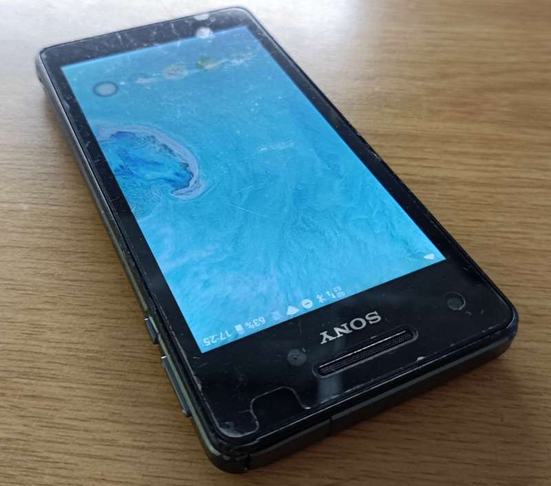 Sony Xperia V | 4G LTE | BRAVIA LED screen | Android 8.1 LineageOS | 13MP / FHD camera | In box