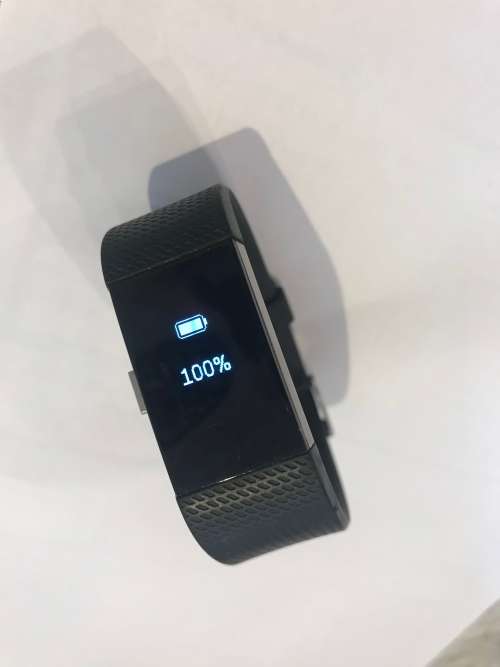 FITBIT CHARGE 2 IN BOX