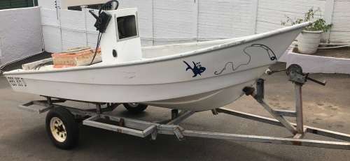 ski vee fishing boat