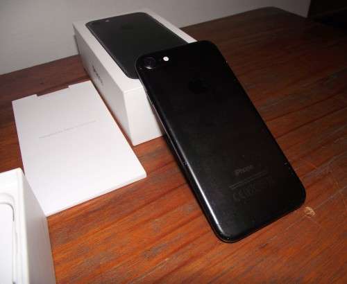 iphone 7 32gb in box