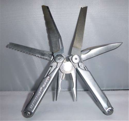 LEATHERMAN WAVE