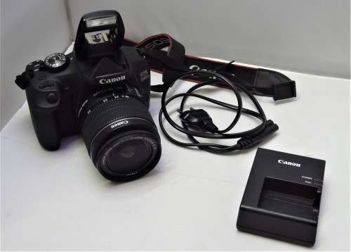 CANON EOS 2000D