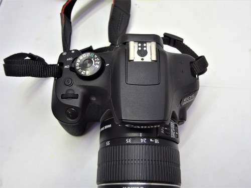 CANON EOS 2000D