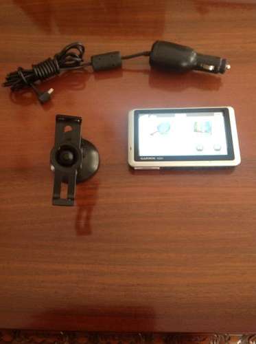 garmin nuvi 1300