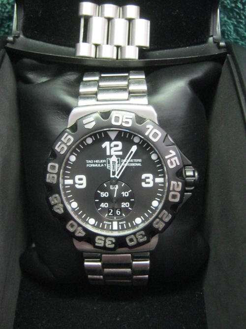 TAG HEUER WAH1010
