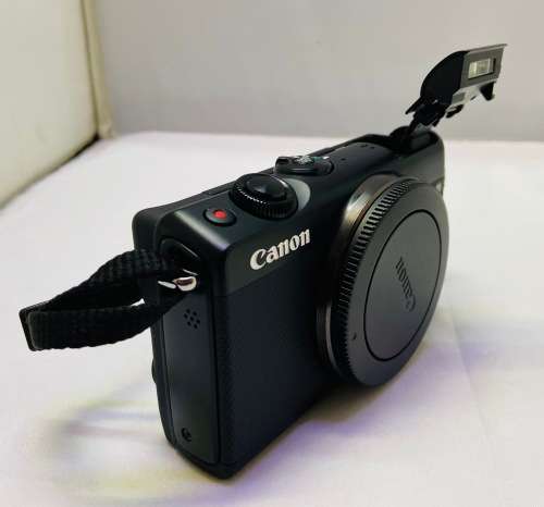 Canon Eos M100