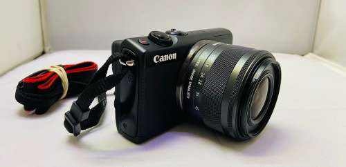 Canon Eos M100