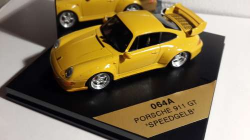 PORSCHE 911 GT