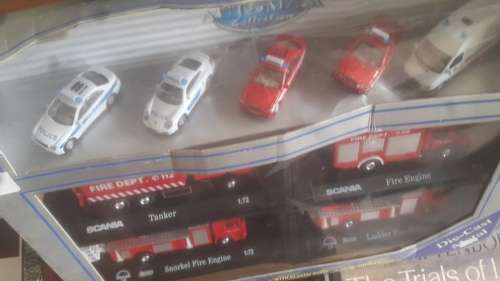 Automax 1.72 fire engine gift set