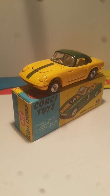 Corgi reproduction boxes