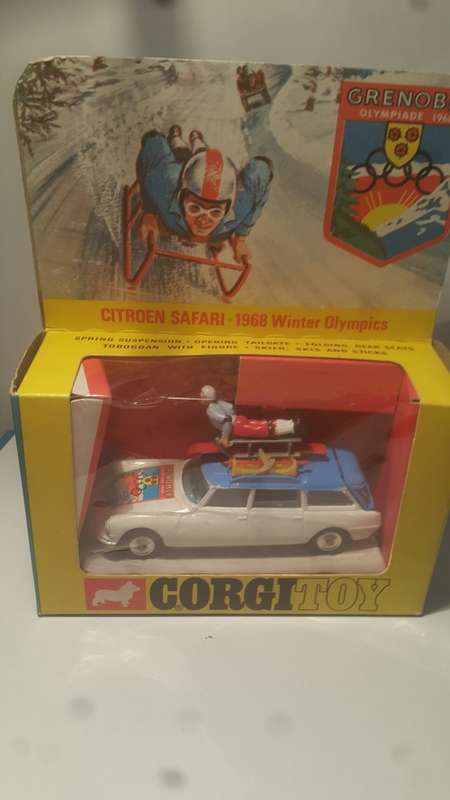 Corgi reproduction boxes