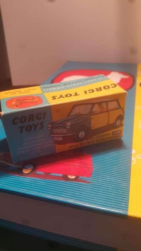 Corgi reproduction boxes