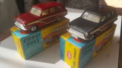 Corgi Repro boxes