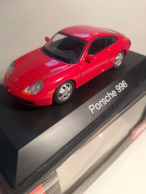 Porsche 996