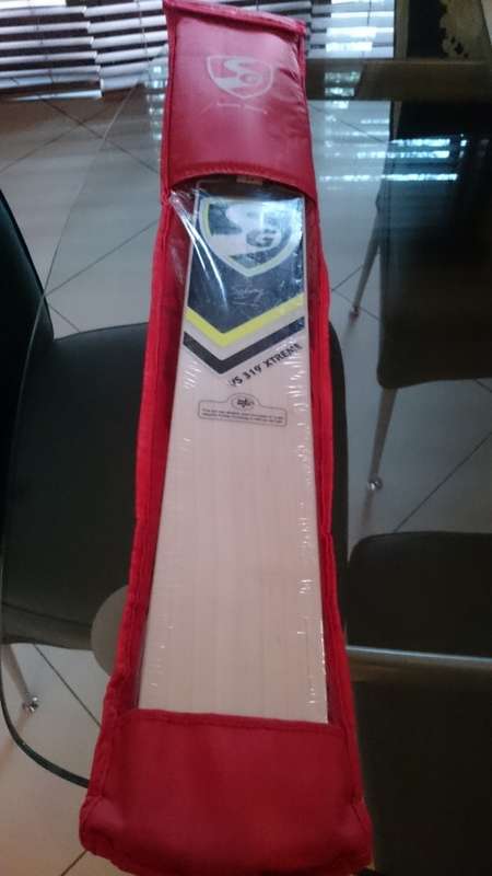SG Cricket Bat (Virender Sehwag Special Edition)