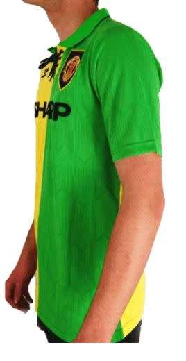92-93 Manchester United Away Jersey Yellow/Green - Small (Retro)