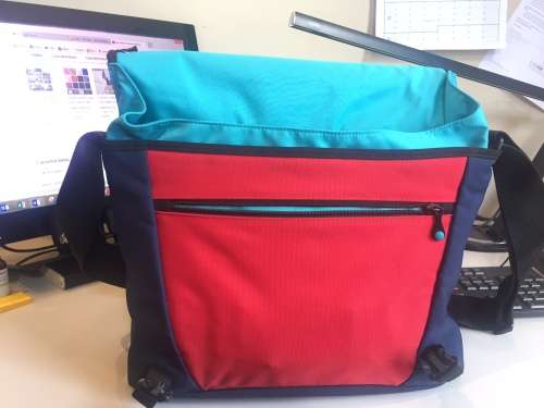 High quality new Crumpler (Australian Brand) laptop shoulder bag