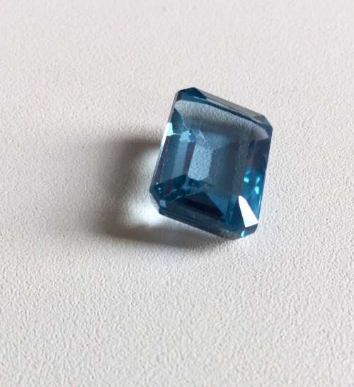 Lab created VVS 17.05 Ct Sky Blue Sapphire Emerald Cut Gem Stone