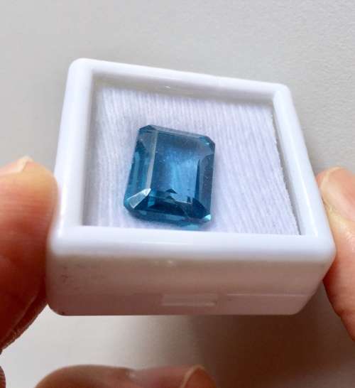 Lab created VVS 17.05 Ct Sky Blue Sapphire Emerald Cut Gem Stone
