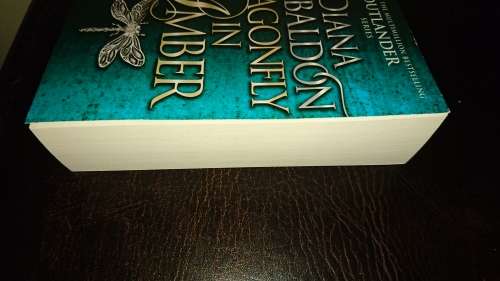 Dragonfly in Amber by Diana Gabaldon