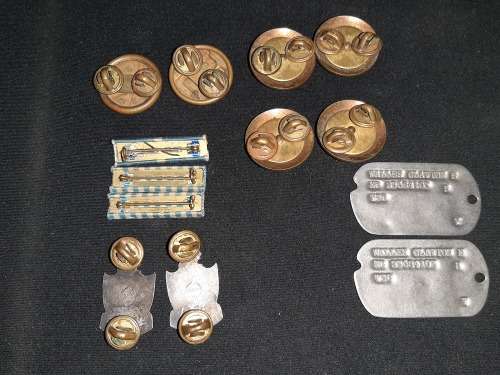 KOREAN WAR : U.S. 179th Infantry Regiment Personal Effects (Dog Tags & Unit Insignia).