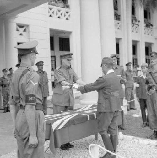 *RARE* WW2 Daily Order from HMS Sussex : Surrender of Japanese Southern Armies