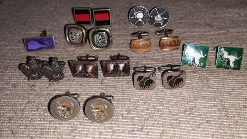 Rhodesian & South African Lot of Men's Vintage Cuff Links (19 items).