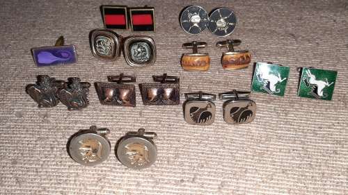 Rhodesian & South African Lot of Men's Vintage Cuff Links (19 items).