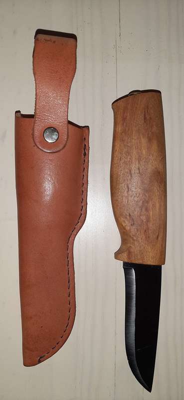 *GENUINE* - HELLE OF NORWAY "FOLKEKNIVEN" w/ LEATHER SHEATH.