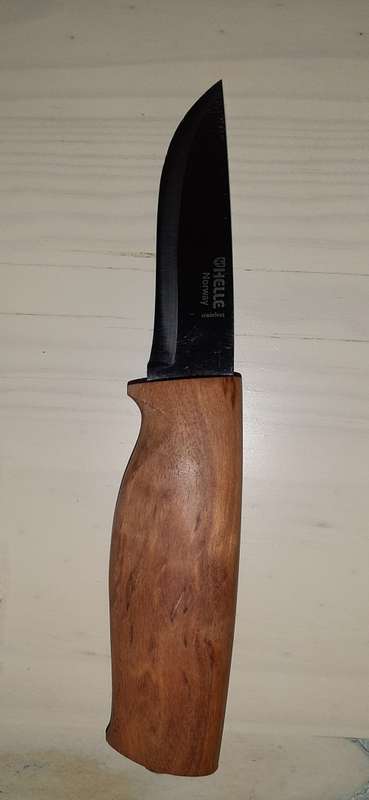 *GENUINE* - HELLE OF NORWAY "FOLKEKNIVEN" w/ LEATHER SHEATH.