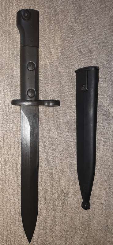* ORIGINAL * - Union Defence Force Marked : 1960s South African Uzi S1 Bayonet w/ Scabbard.