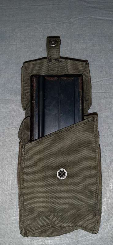* Border War * -  FN FAL R1 Steel 20 Round Magazine & Ammo Pouch.