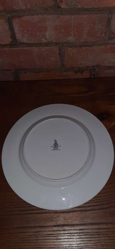 ORIGINAL- Royal Doulton Yorktown Blue English China Large Serving Plate ( 27 cm )