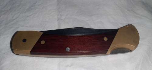** Rhodesian Bush War Era : 1970s `Uncle Henry` Schrade Pocket Knife (Named and Numbered).**