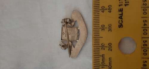 **ORIGINAL- WWI Battle of Ypres British Veterans Silver Brooch (4 grams).**