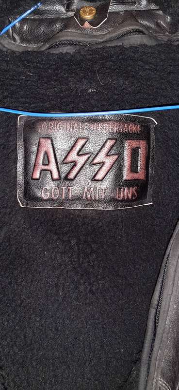 ** German `ASSO`  Davidson Motorcycle Genuine Leather Rider`s Jacket (2 XL ) .**
