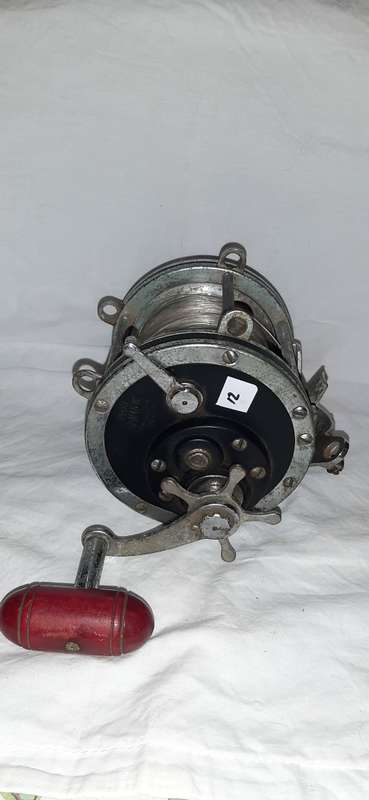 **ORIGINAL- Penn Senator 9/0  Deep Sea  Large Game Fish Baitcasting Reel #12 (20cm).**