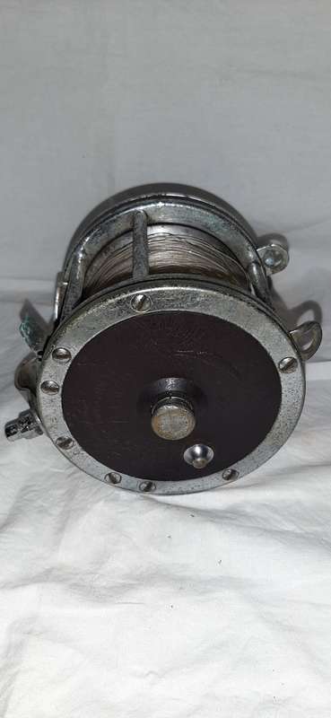 **ORIGINAL- Penn Senator II4-H  Deep Sea Large Game Fish Baitcasting Reel #14 (18cm).**